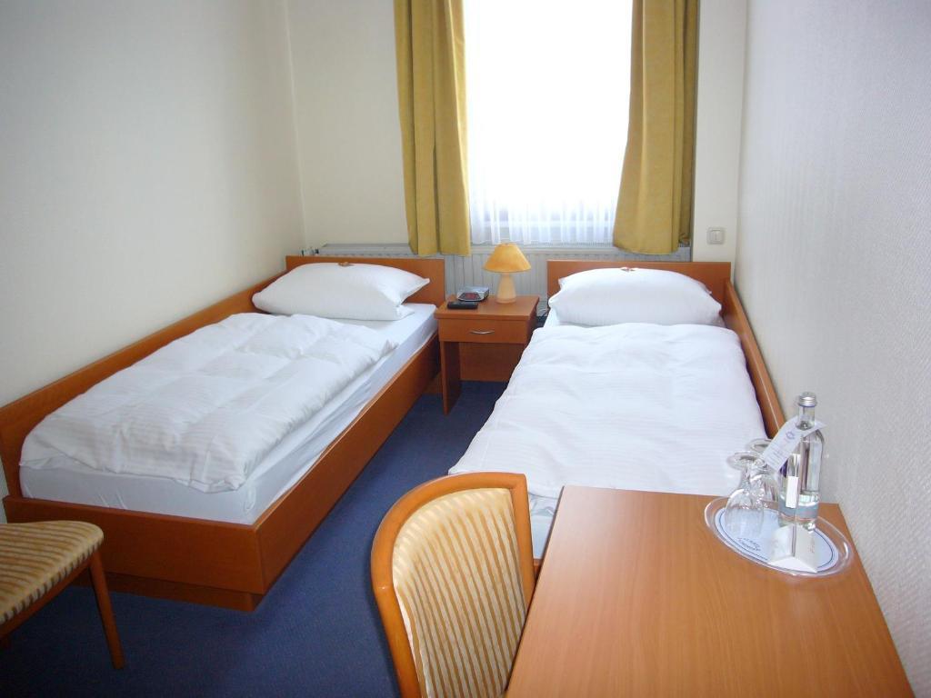 Hotel Deutsches Haus Kaub Exterior photo