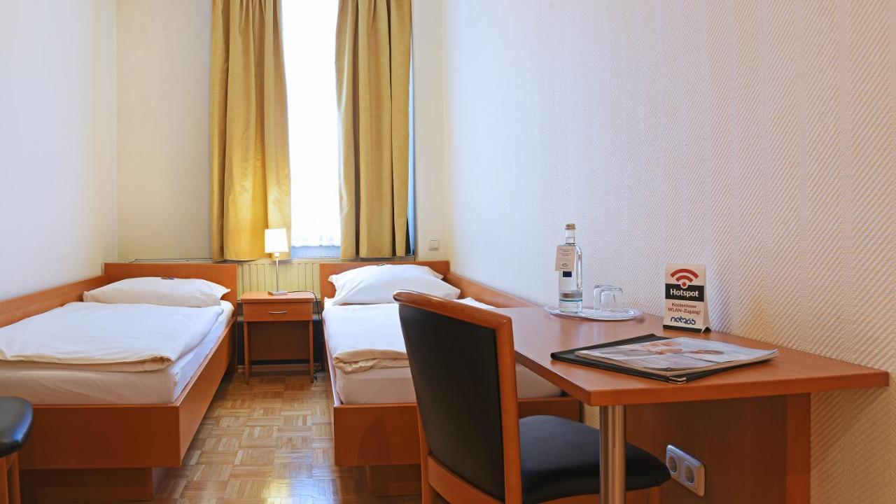 Hotel Deutsches Haus Kaub Exterior photo